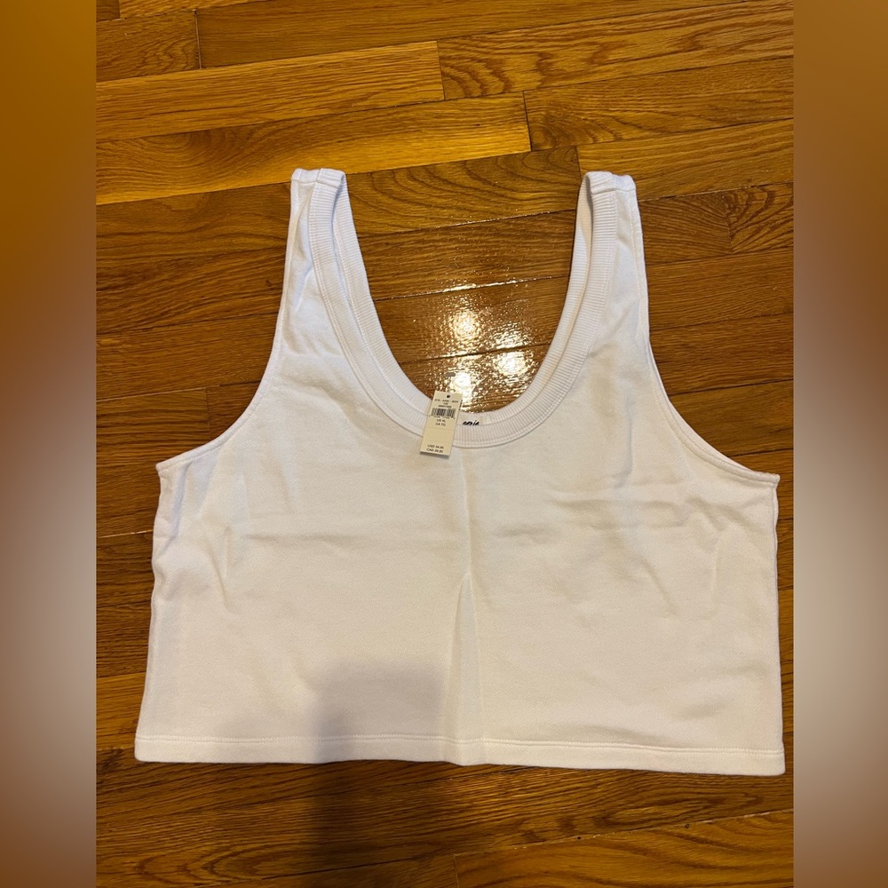 Aerie Classic White cropped Tank Top with detail along the side stitch NWT
